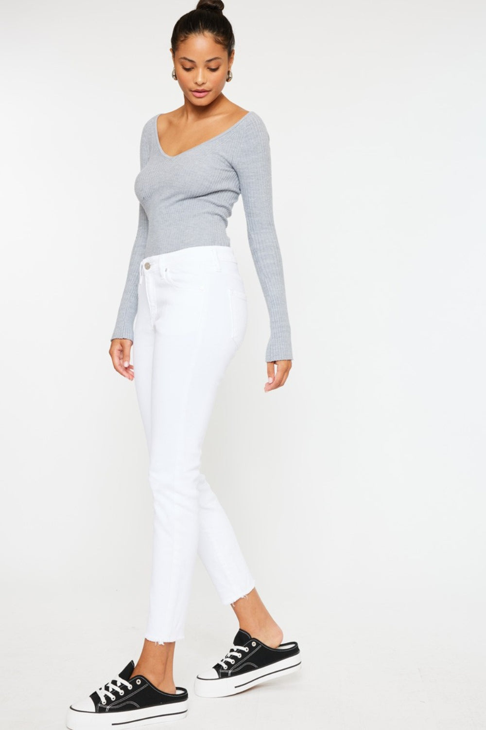 Signature Mid-Waist Ankle Skinny Jean