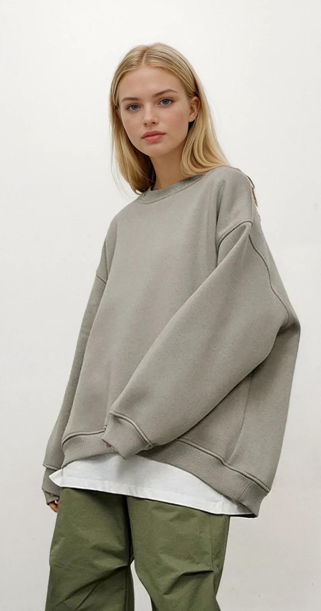 Conquest Crew Neck Pullover