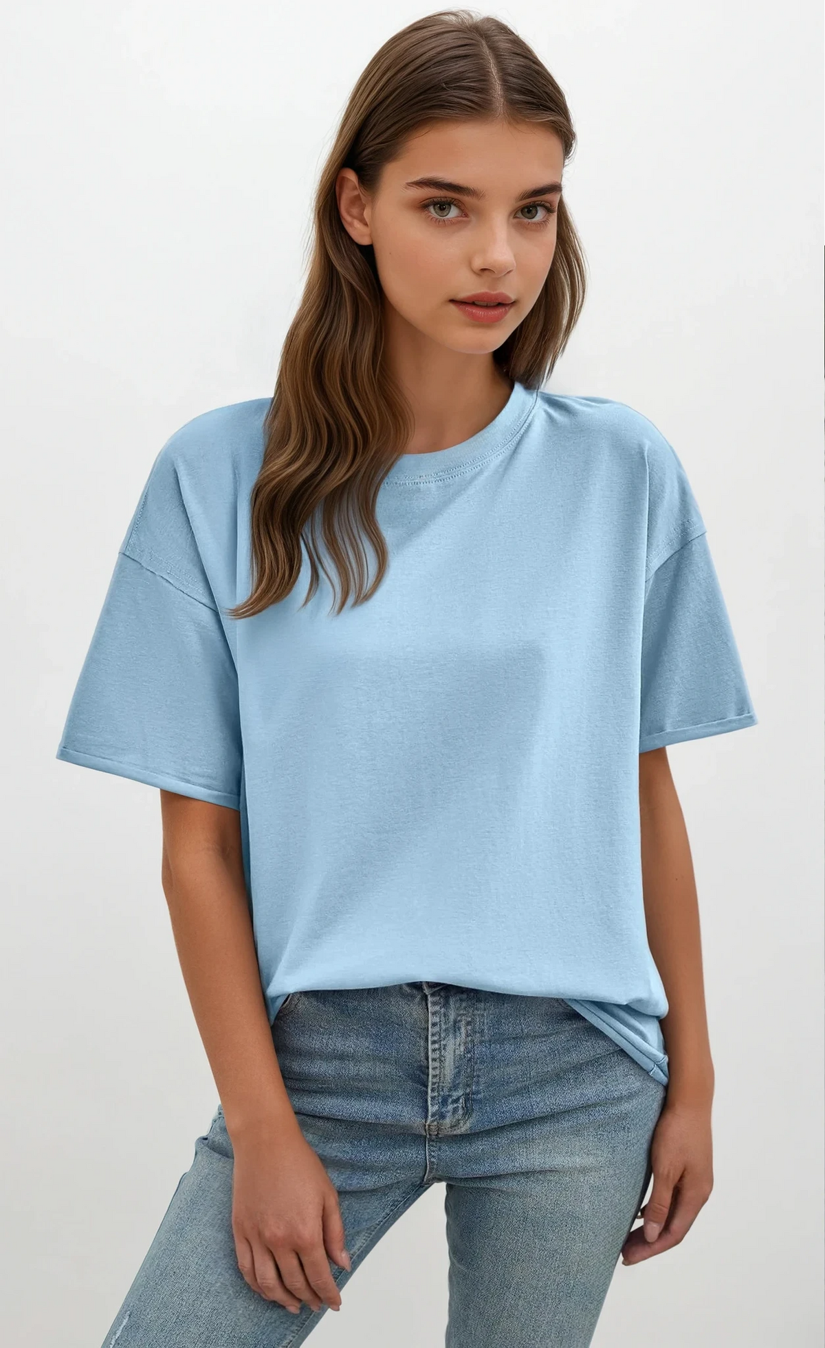 Bare round neck half sleeve t-shirt with solid pattern and slight stretch