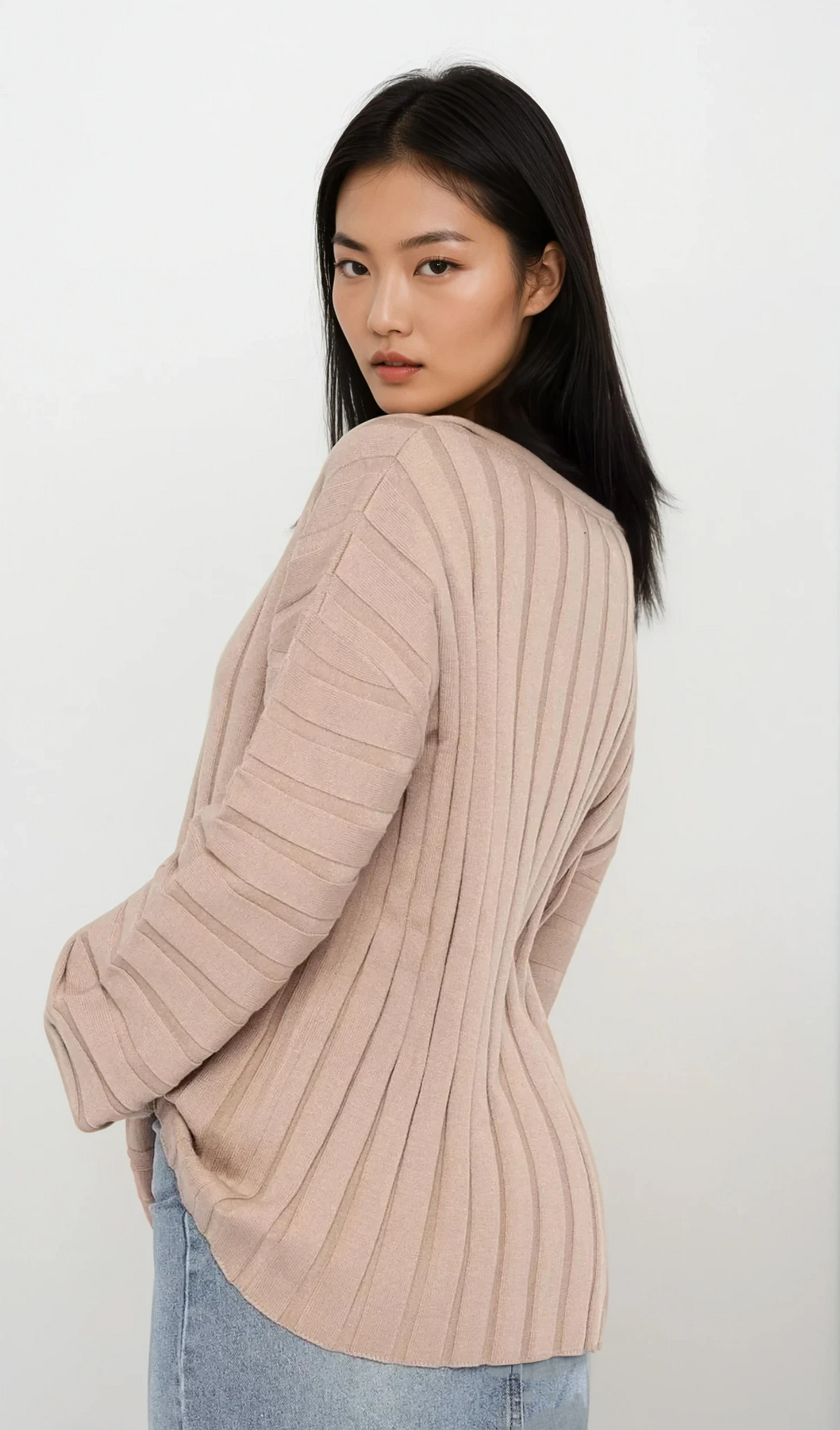 Blurred Lines v-neck sweater with dropped shoulders in solid color