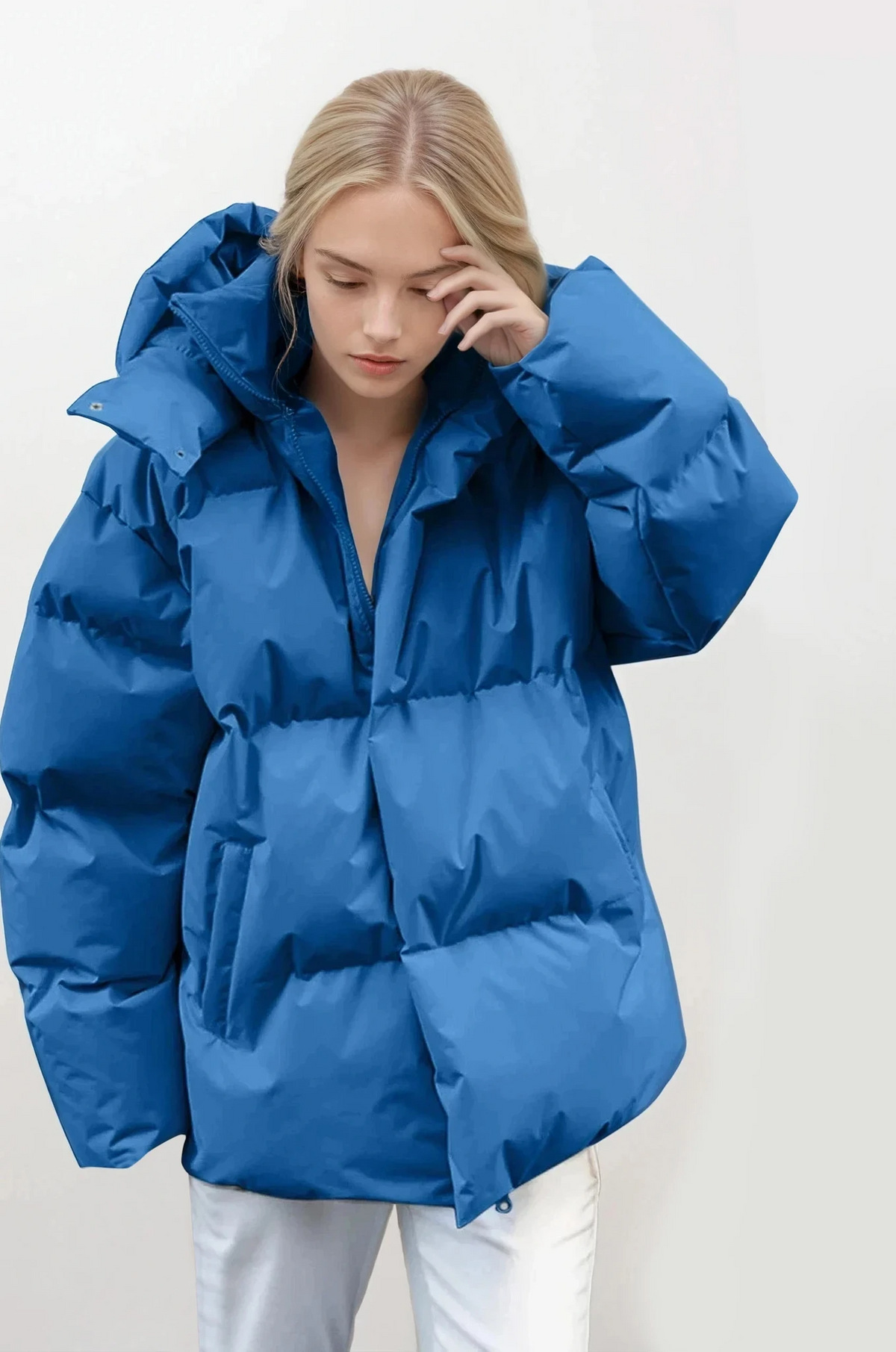 lightweight solid pattern chill puffer jacket with full zip for layering
