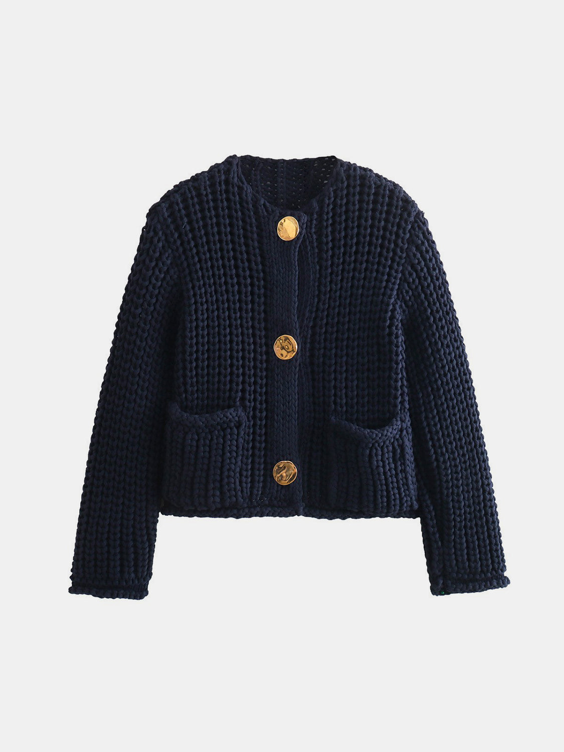 Chunky button-down long sleeve cardigan in solid pattern