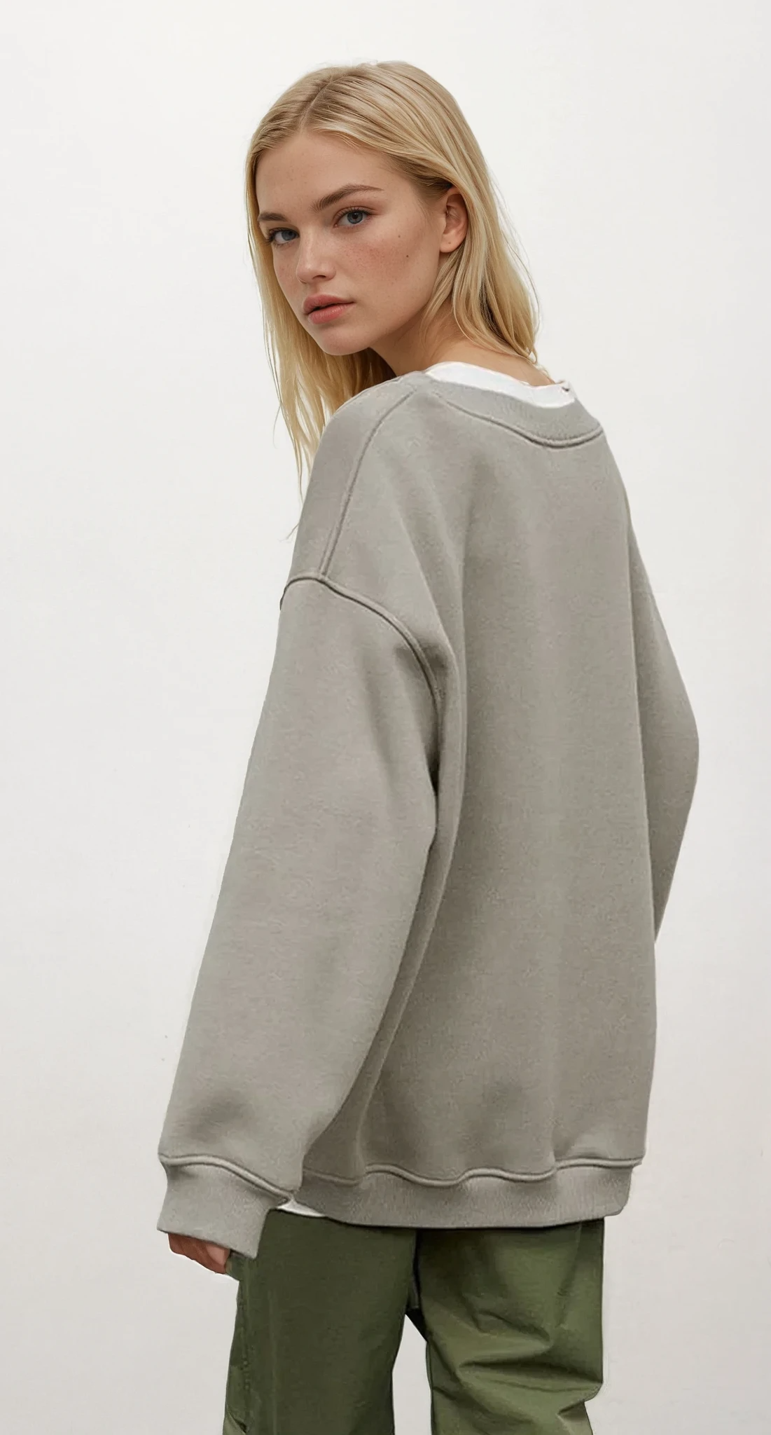 Conquest Crew Neck Pullover