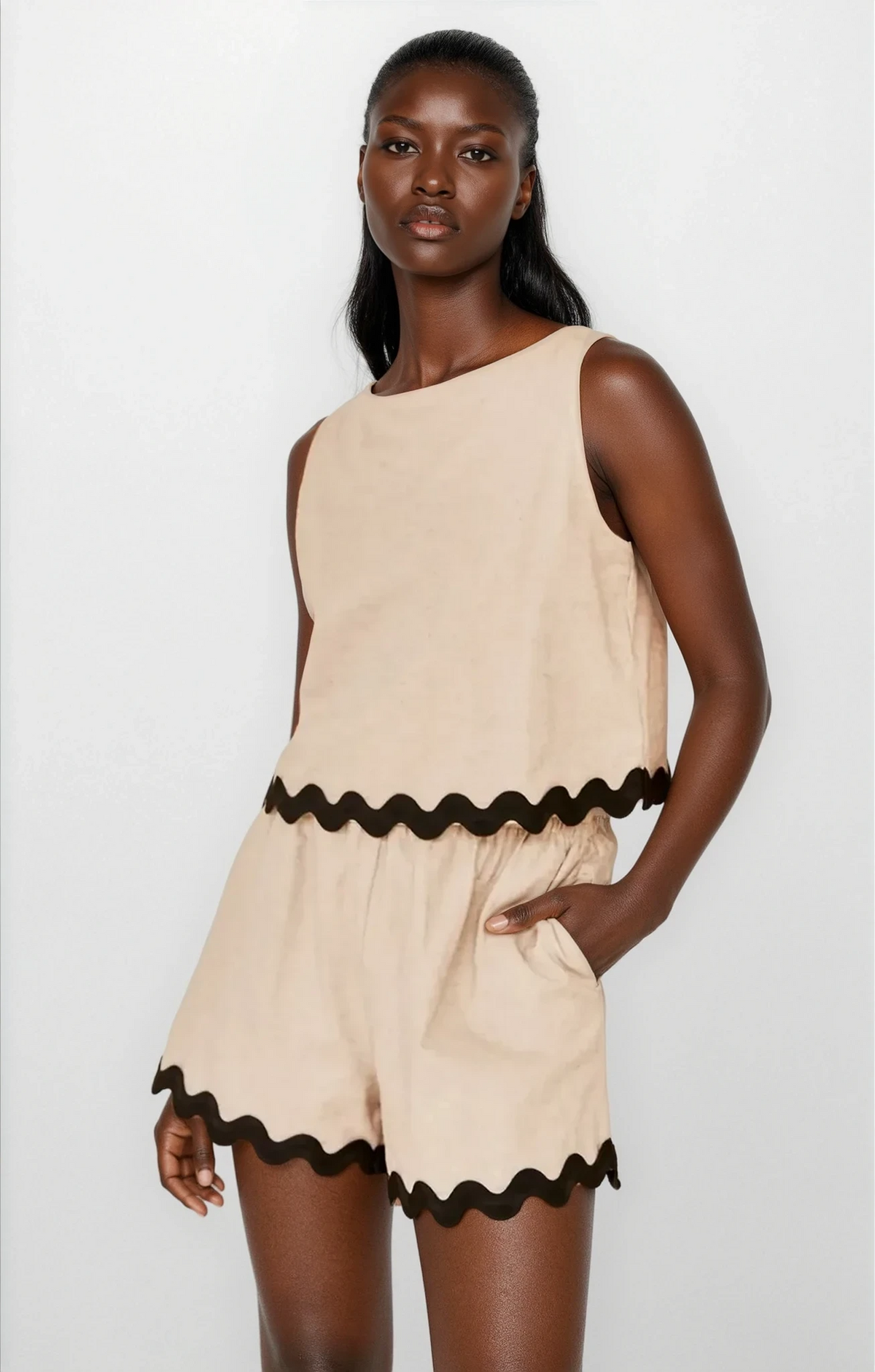 Dayform round neck tank top and shorts set with pockets