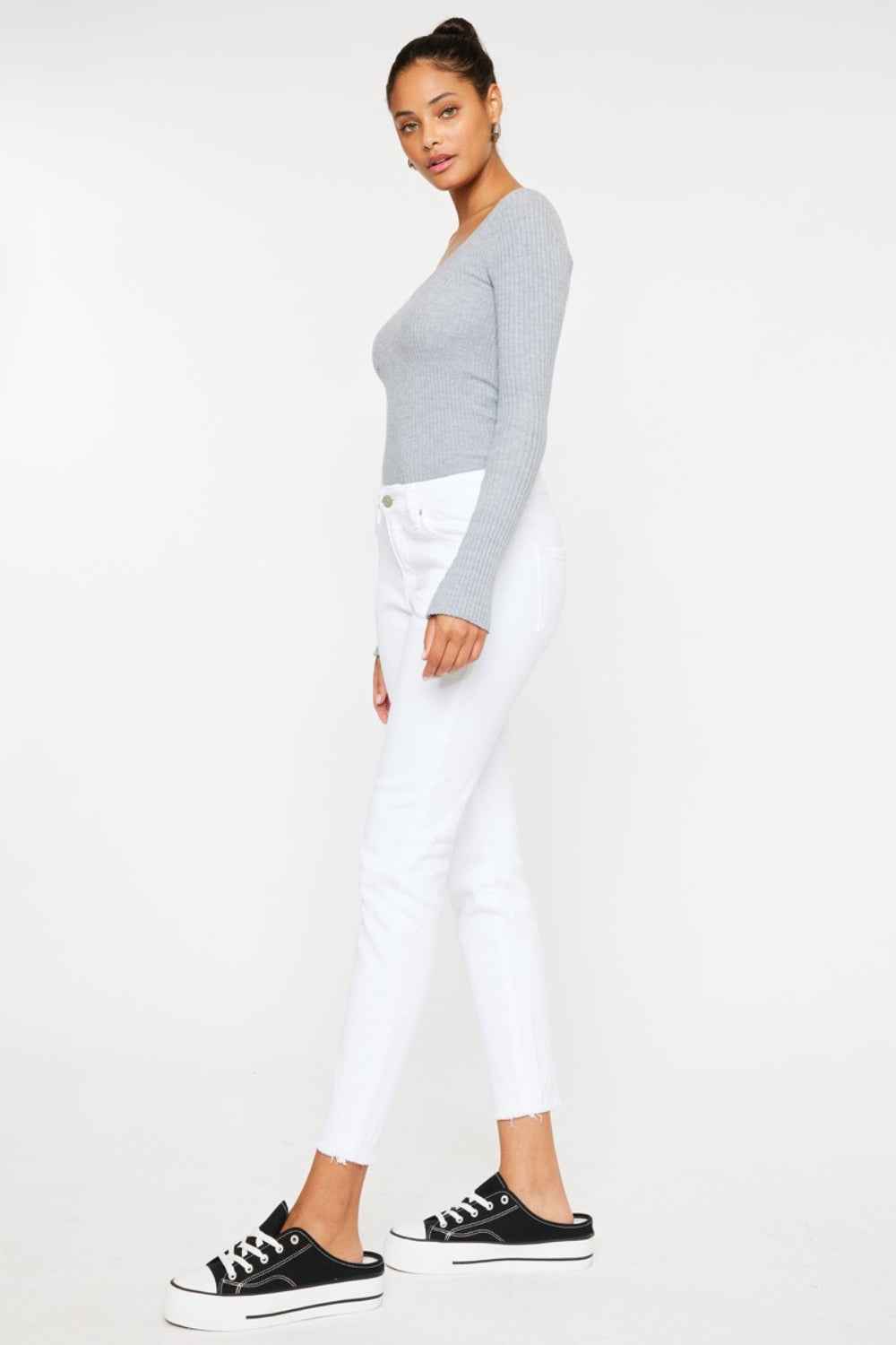 Signature Mid-Waist Ankle Skinny Jean