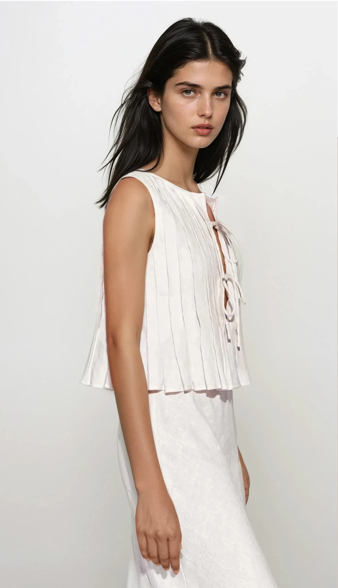 Pleated Tied Round Neck Vest