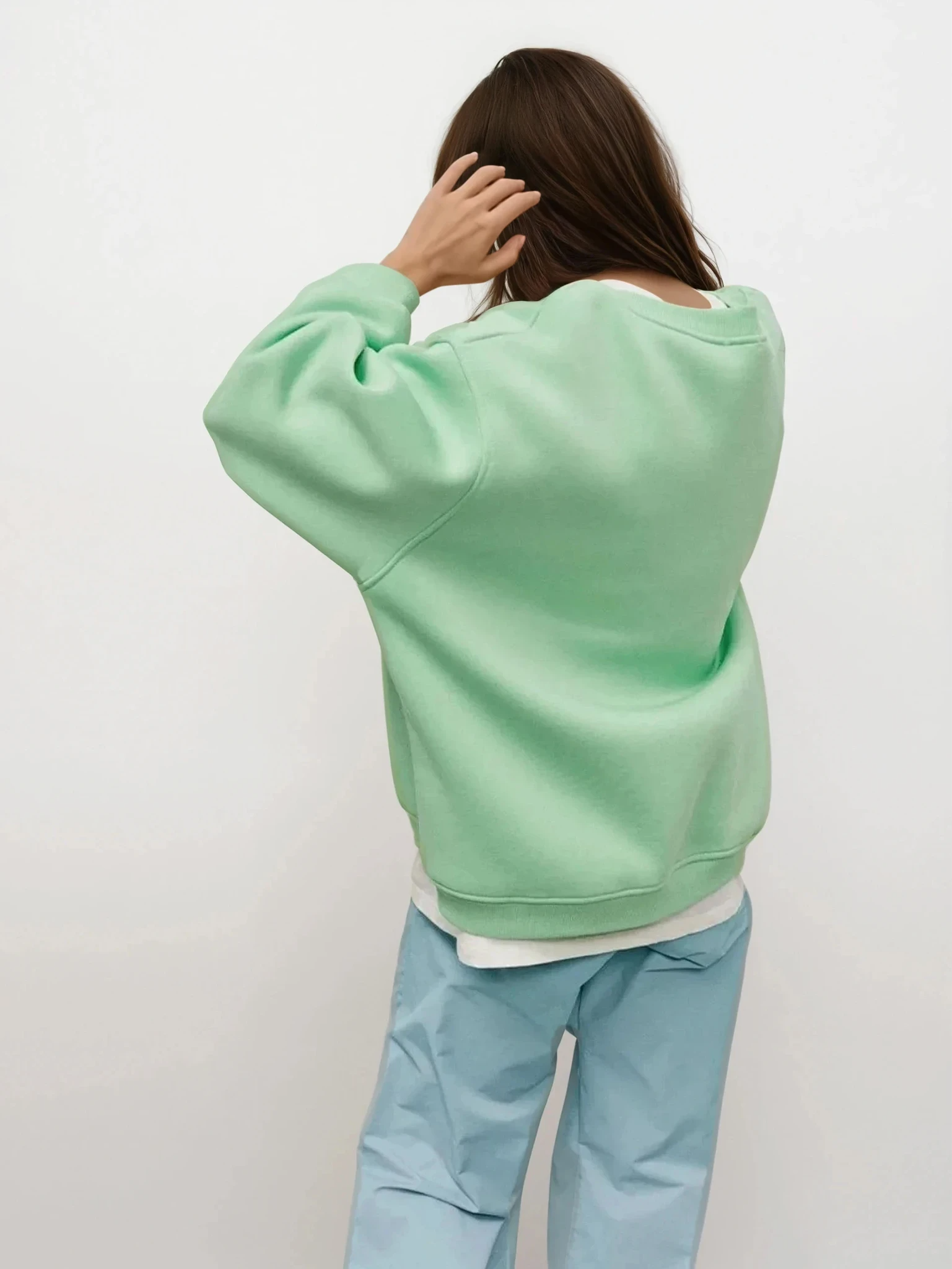 Conquest Crew Neck Pullover