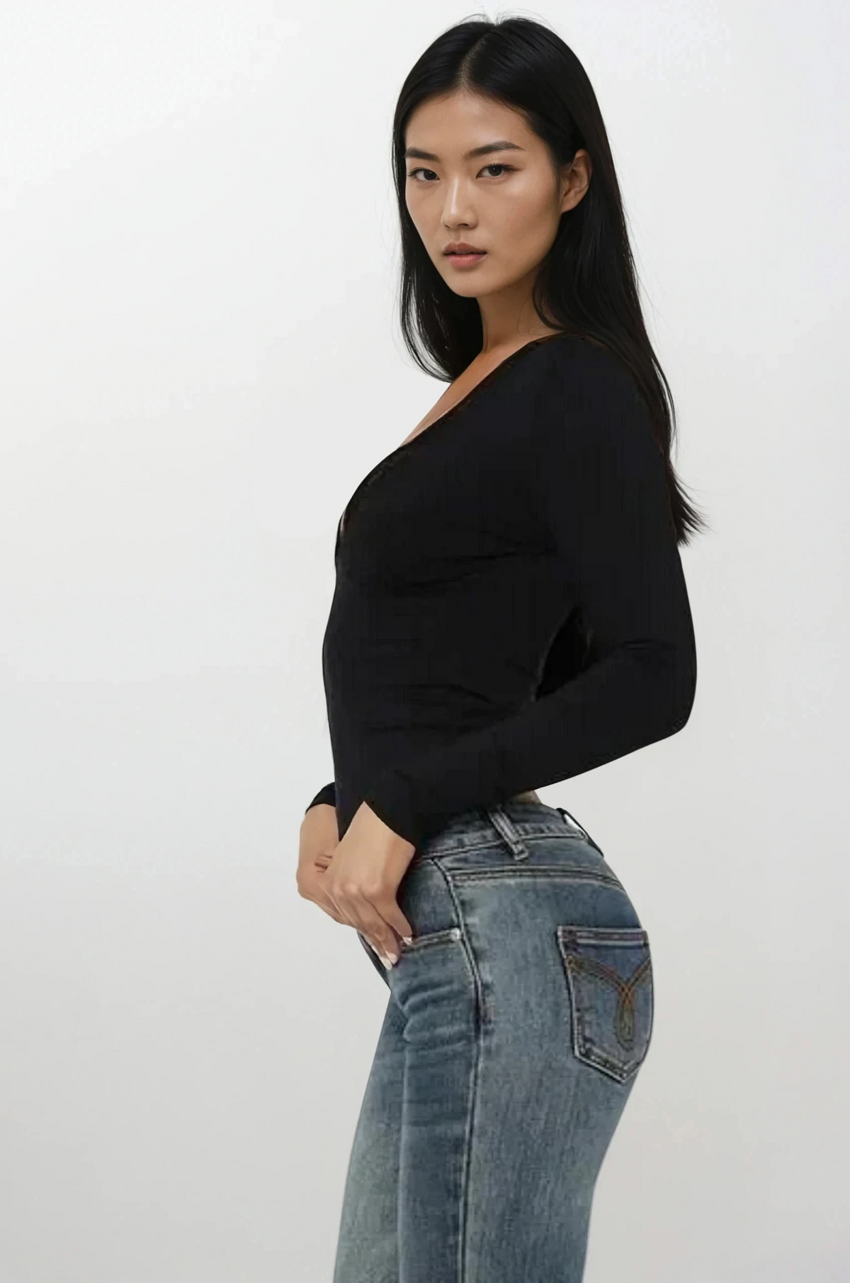 lace trim v-neck long sleeve top with solid pattern