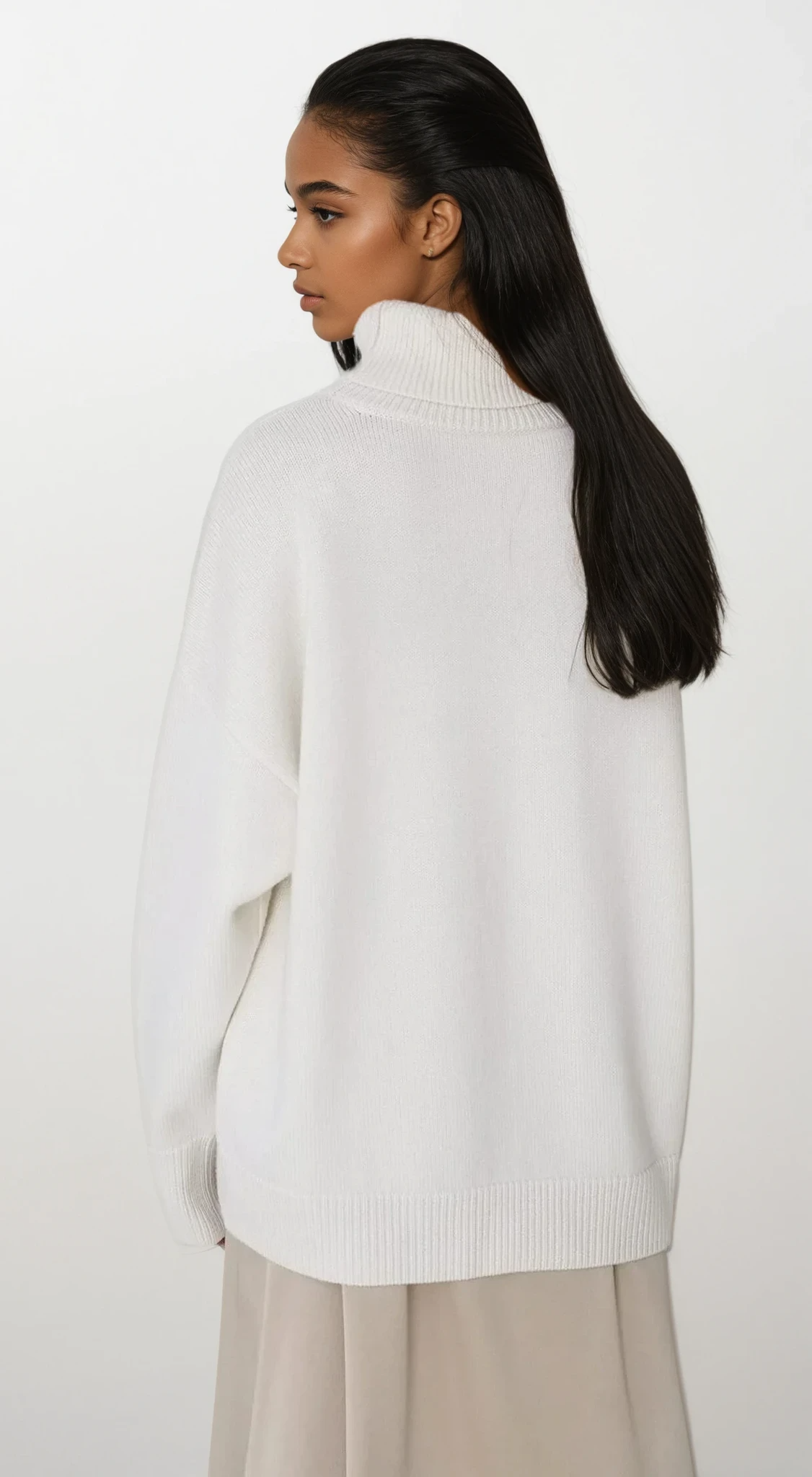 Ordinary turtleneck dropped shoulder sweater in solid pattern