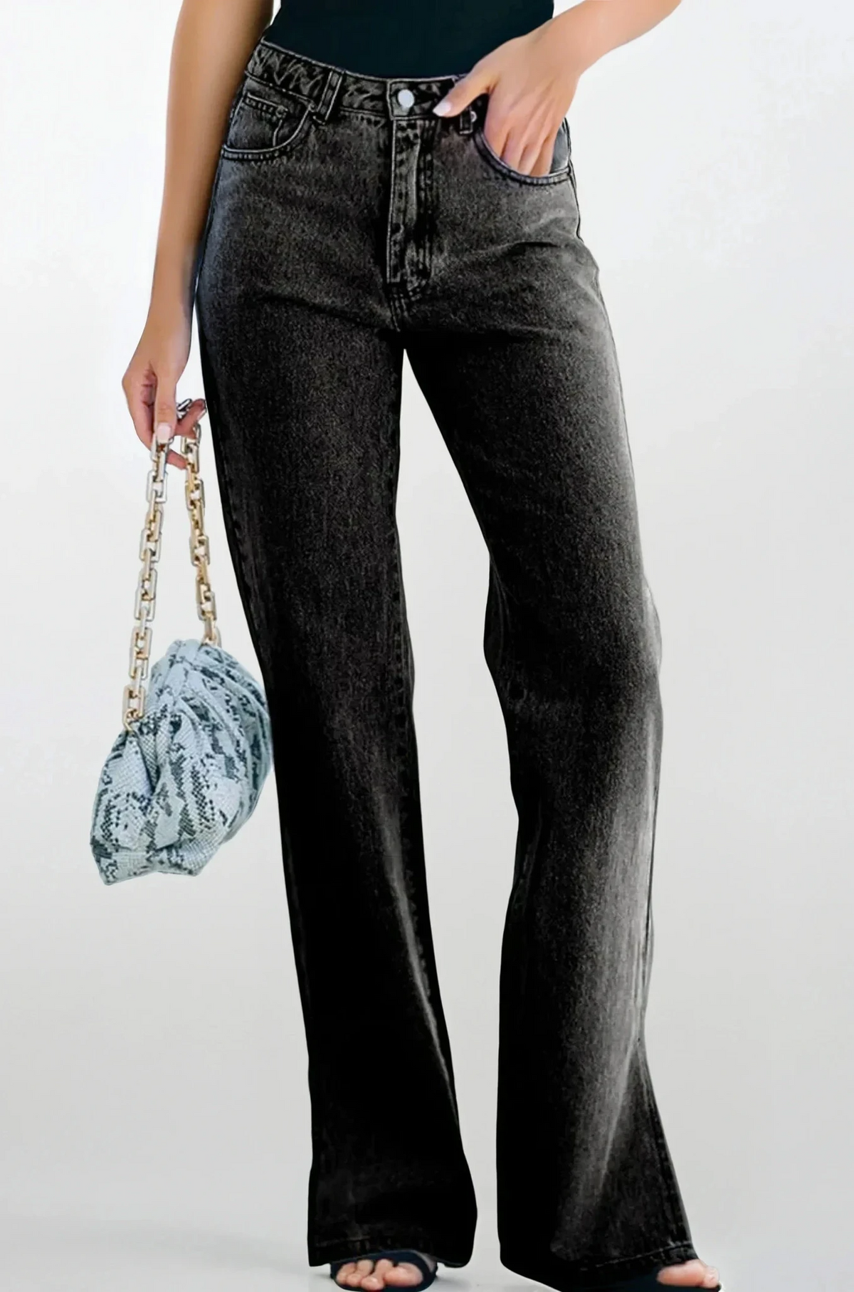 Side slit bootcut jeans with button closure and pockets