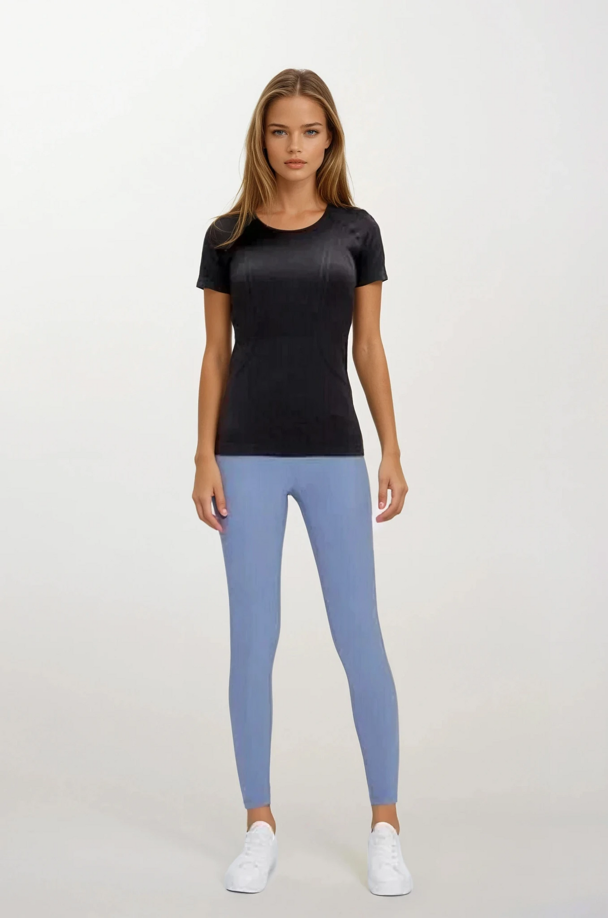 Simple round neck short sleeve top in solid color