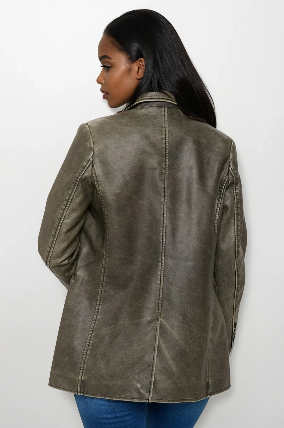 statement single-breasted vegan leather blazer for versatile fashion