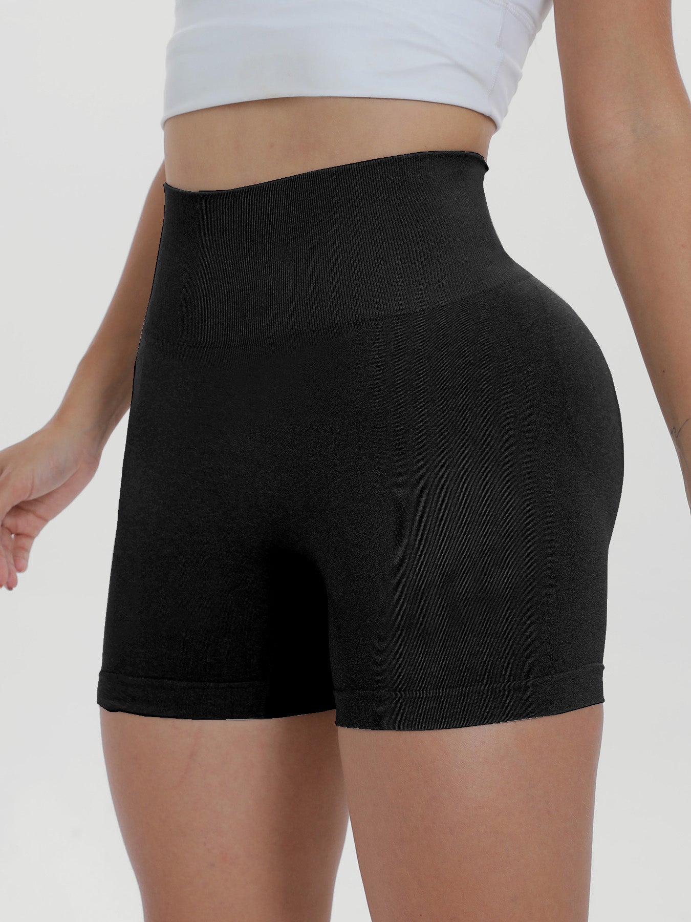 Staple High-Waist Short