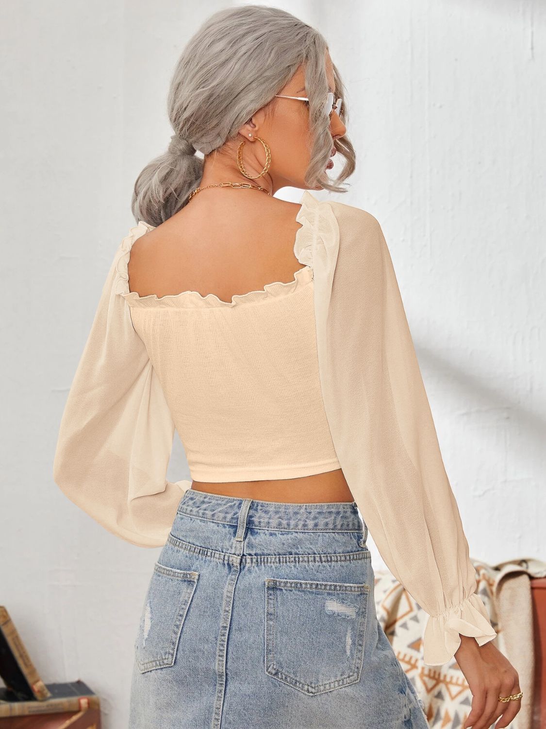 Simplicity Sweetheart Neck Flounce Sleeve Top