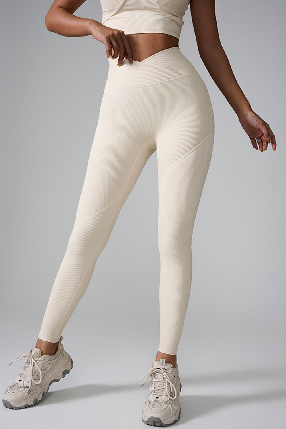 Contour High-Waist Legging