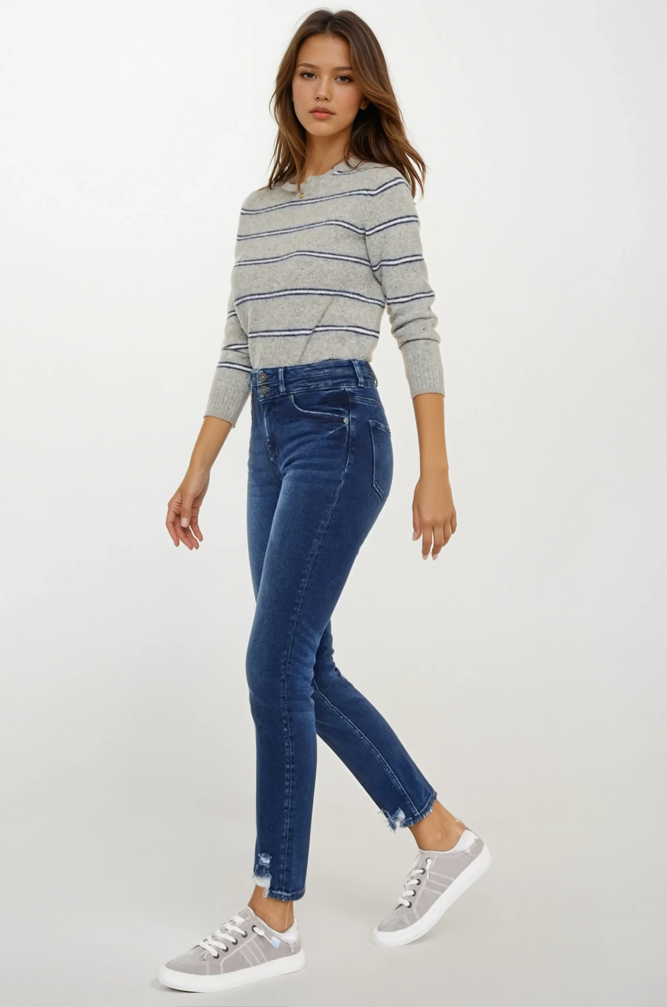Signature High-Waist Slim Jean