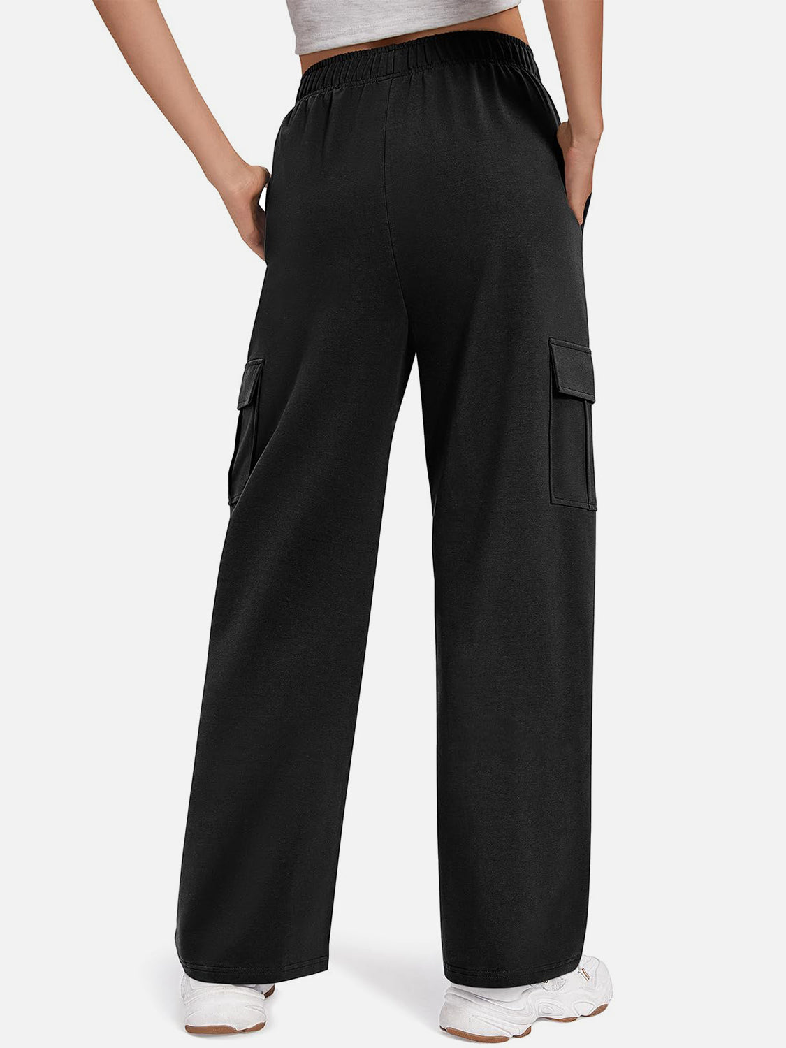 Cargo Straight Leg Sweatpant