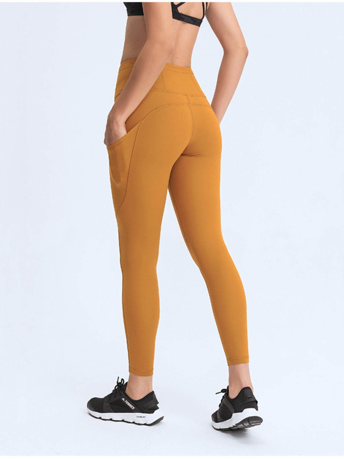 Amplify Legging