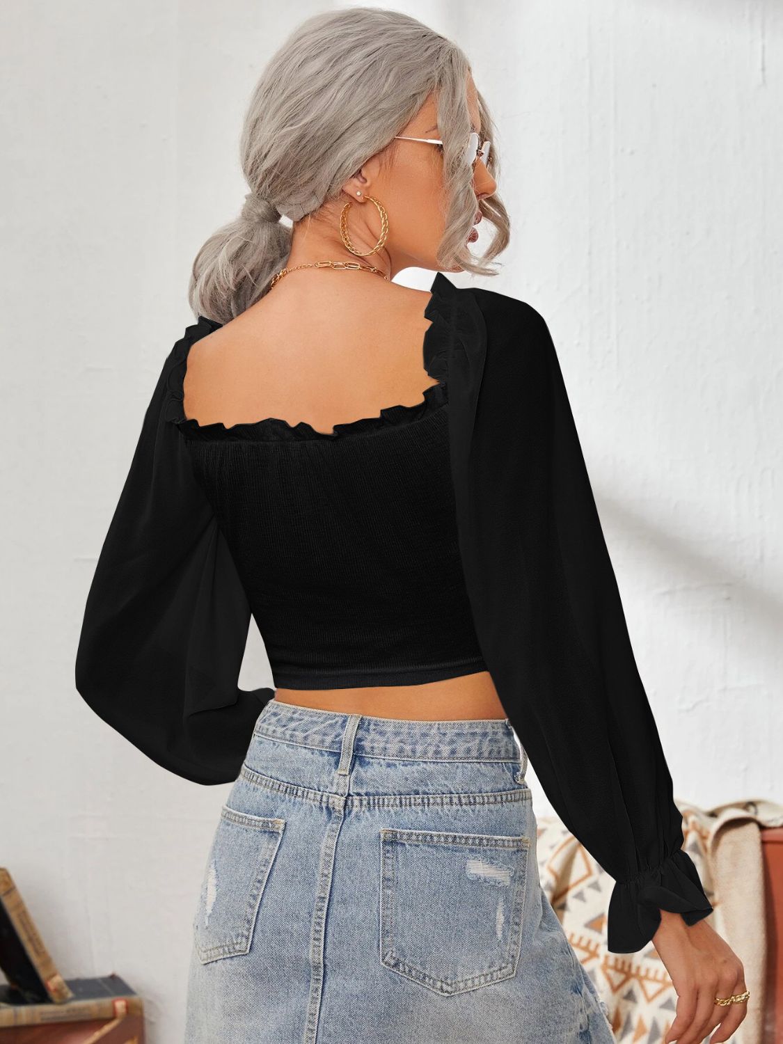 Simplicity Sweetheart Neck Flounce Sleeve Top