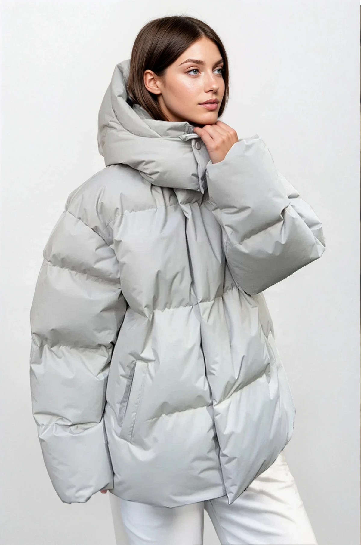 Lightweight chill puffer jacket with full zip and solid pattern