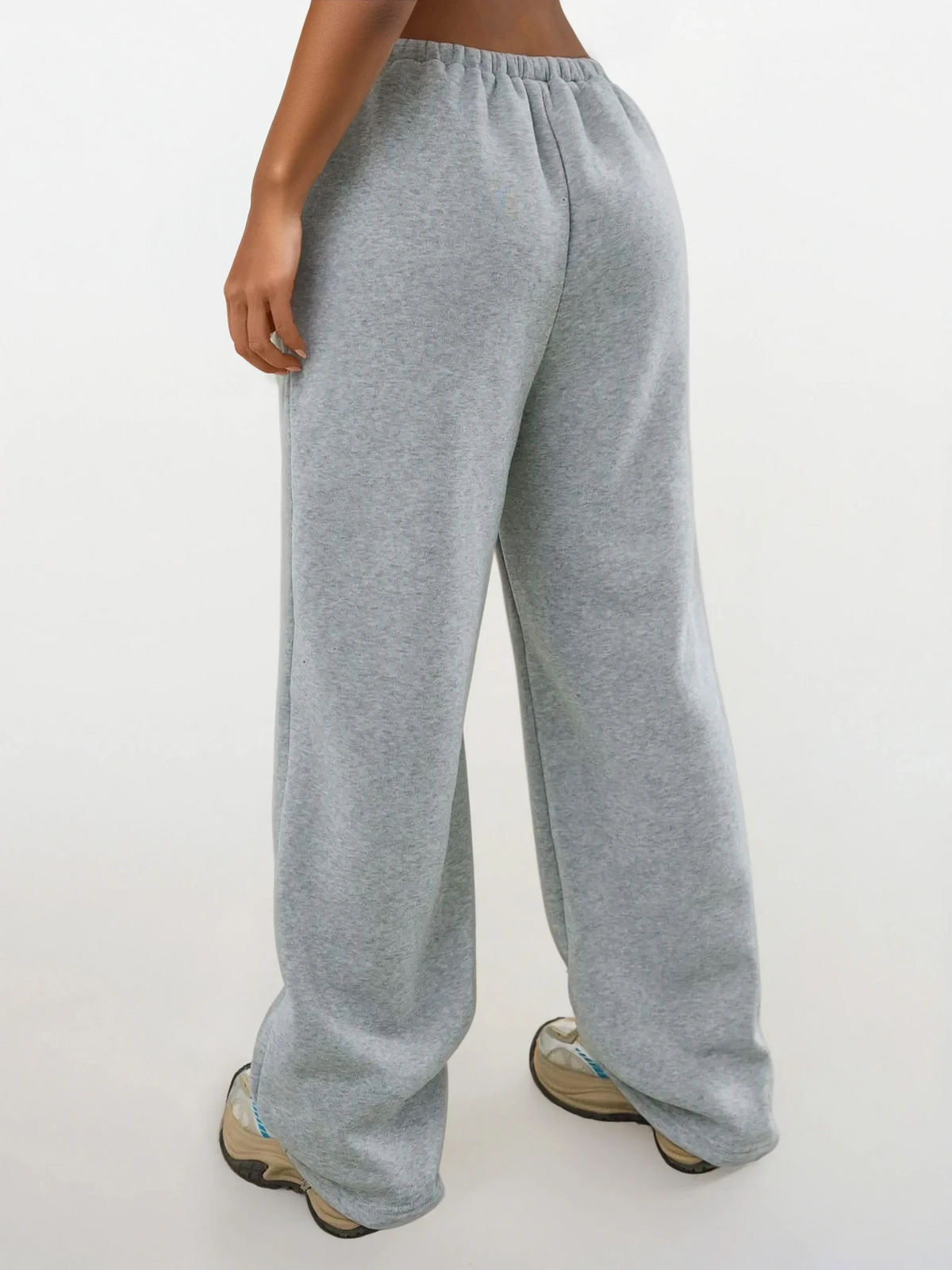 Core drawstring wide leg sweatpants with pockets in solid color