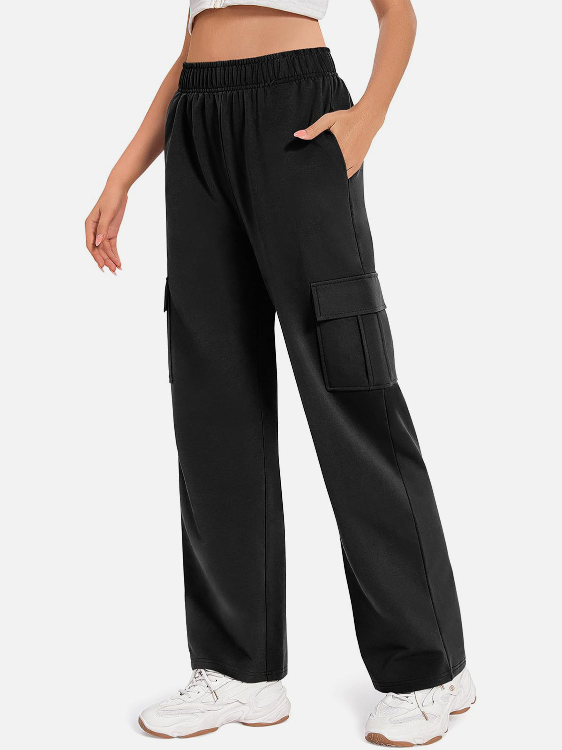 Cargo Straight Leg Sweatpant