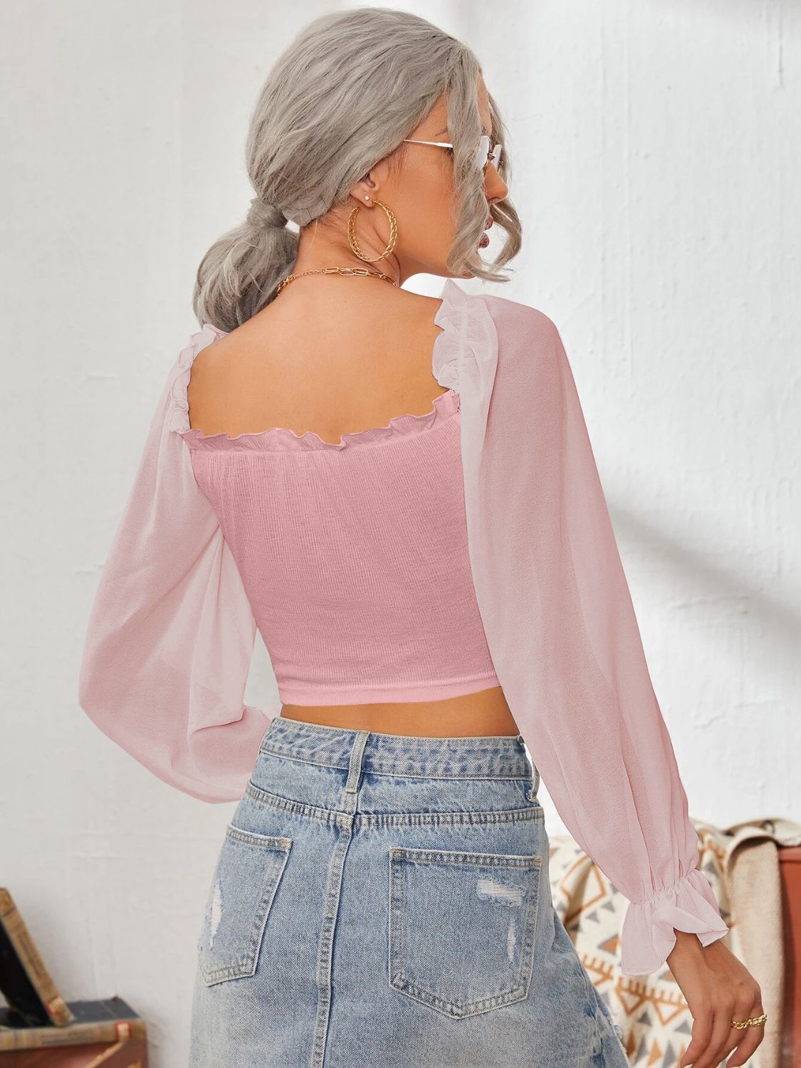 Simplicity Sweetheart Neck Flounce Sleeve Top