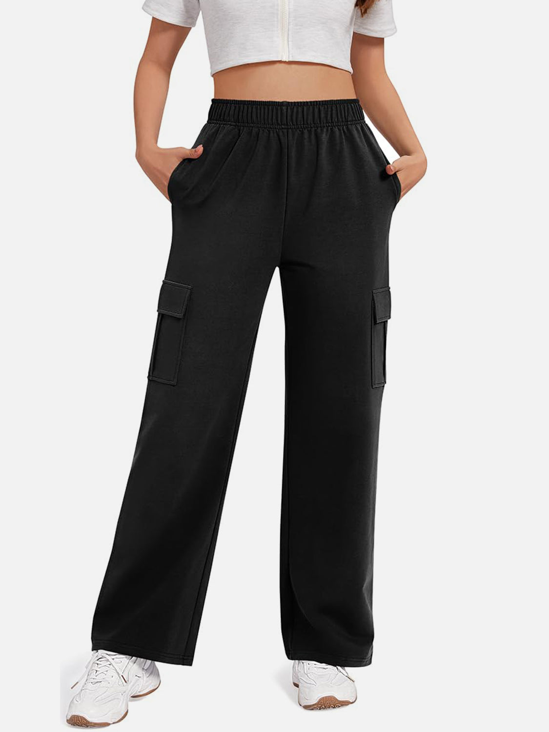 Cargo Straight Leg Sweatpant