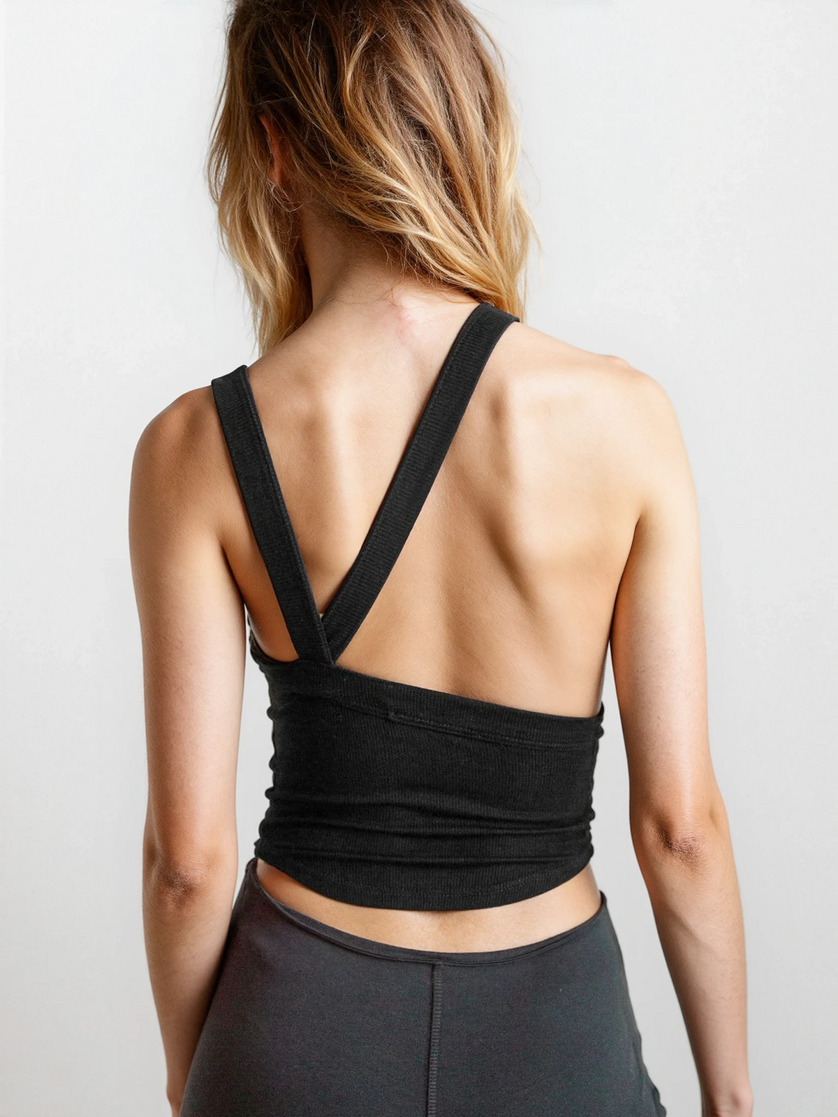 Everyday halter neck rib-knit sleeveless cropped tank top with backless design