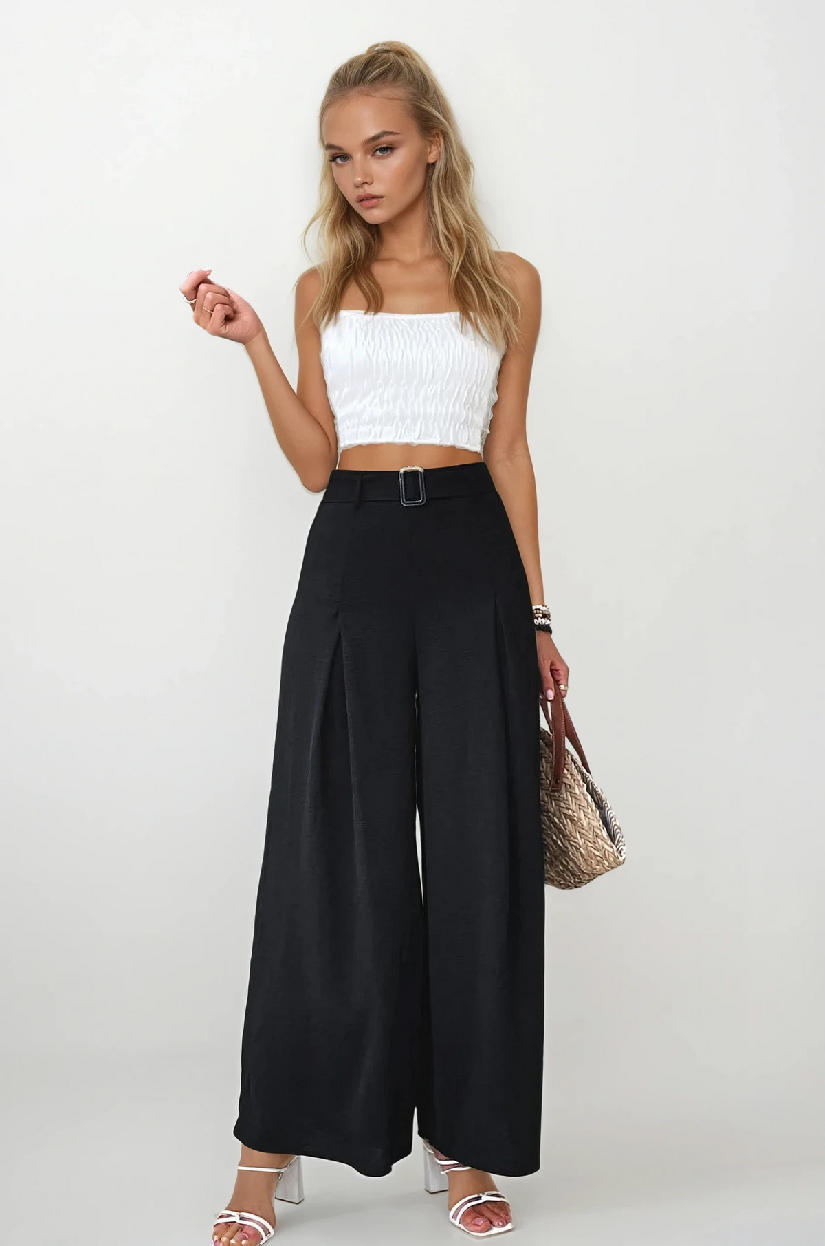 High-waist transform trouser with ruching and solid pattern styled for office wear