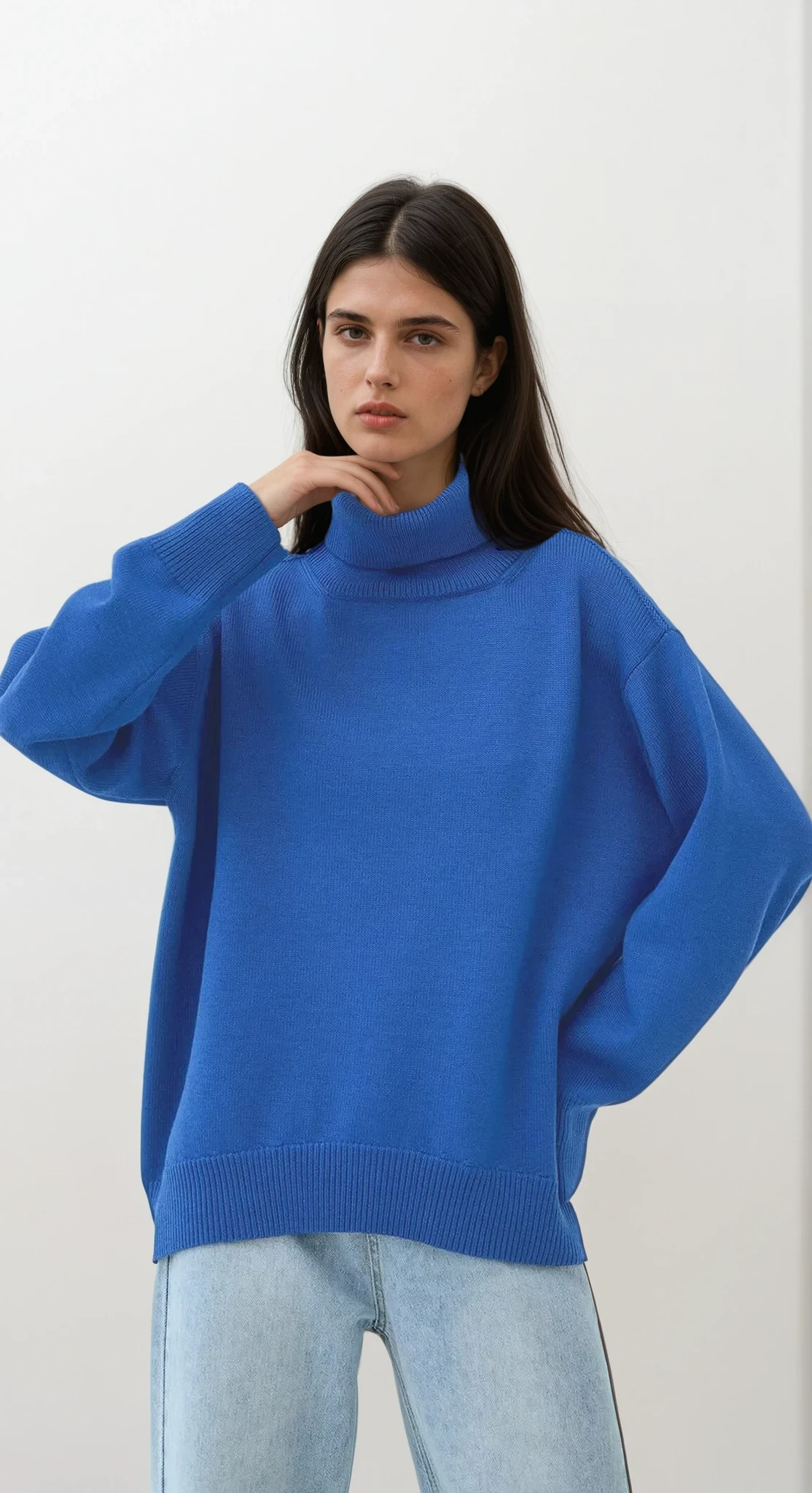 Ordinary turtleneck dropped shoulder sweater in solid pattern