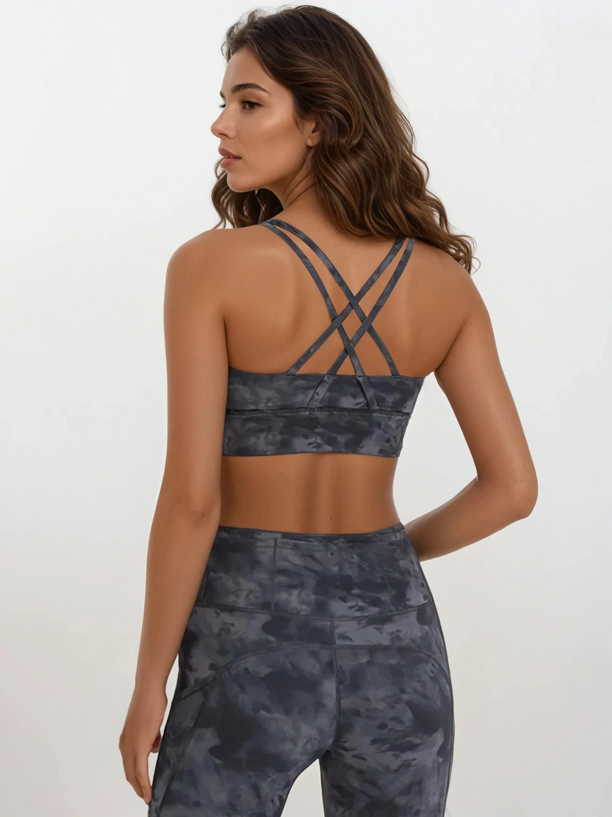 Reaction crisscross back bra with removable padding for sports