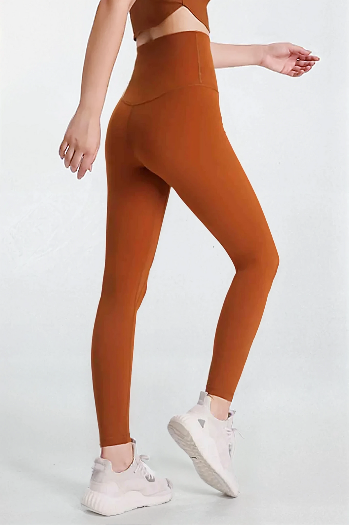 Ultra soft high-waist leggings in solid black fabric